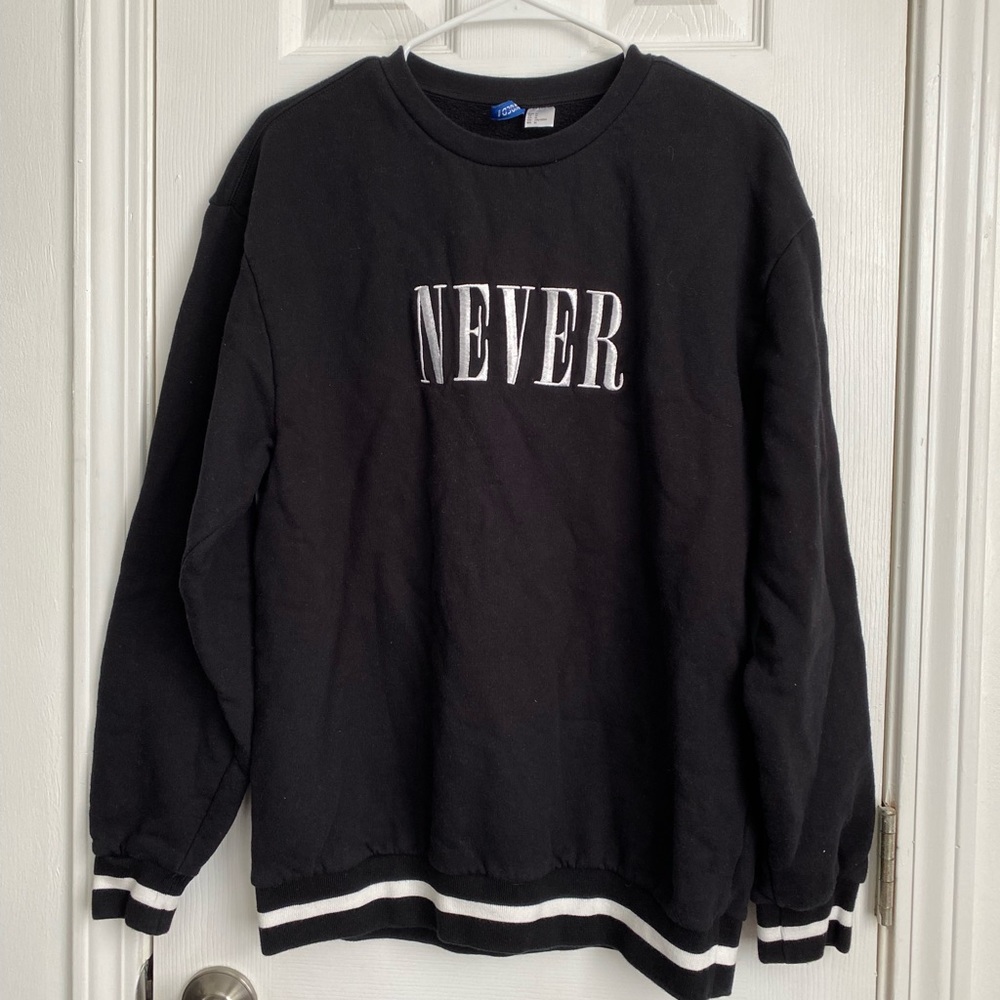 Black H&M Crewneck Sweatshirt